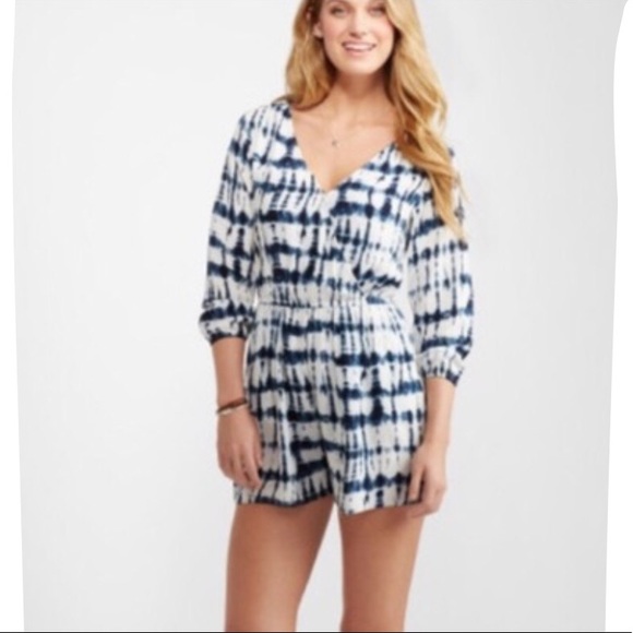 NWOT - Aeropostale Blue & White Tie Dye Romper - Picture 1 of 5
